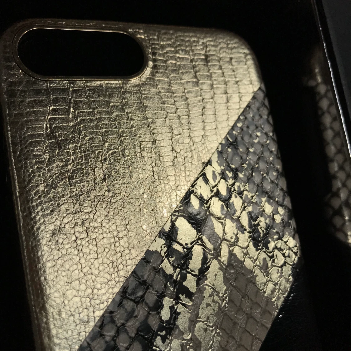 𝐈𝐝𝐞𝐚𝐥 𝐨𝐟 𝐬𝐰𝐞𝐝𝐞𝐧 (𝐌𝐀𝐑𝐈𝐆𝐎𝐋𝐃 𝐒𝐍𝐀𝐊𝐄)  - 90