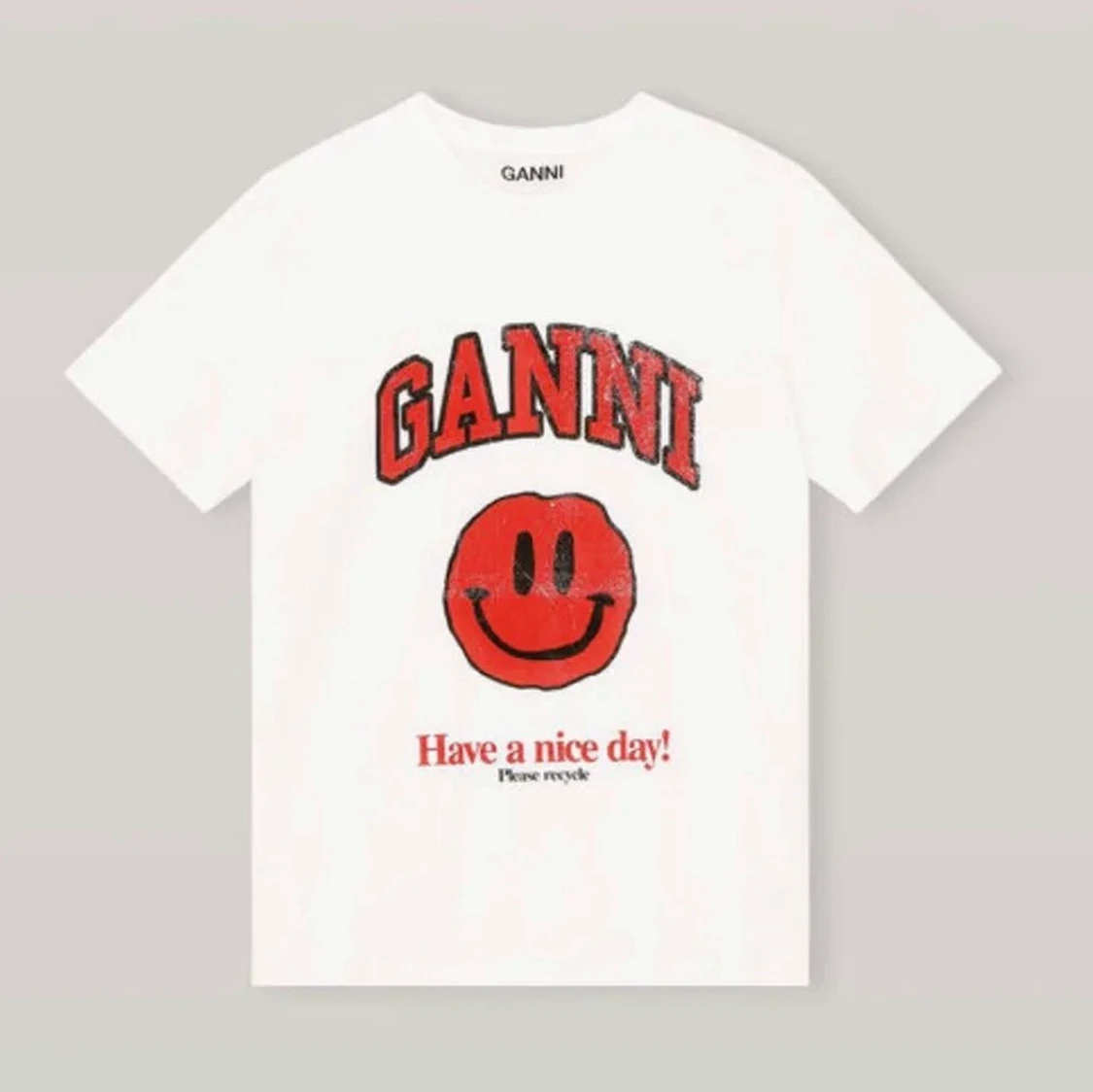 Söker Ganni t-Shirt!