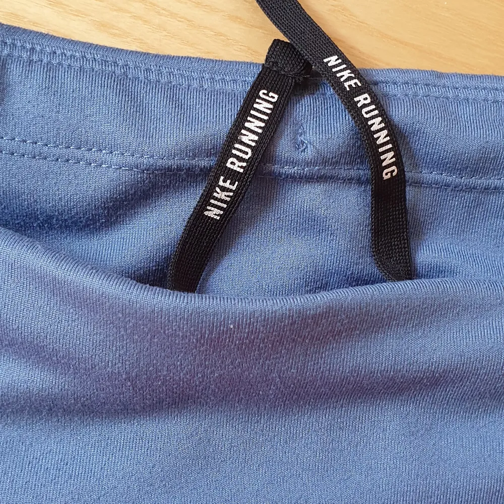 Fina rosa/gråblå running shorts Nike Dry fit Storlek M Modell kort. Shorts.