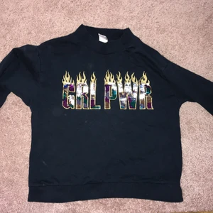 Jätte fin tjocktröja i storlek 146-152! - Långärmad tröja från Lindex!