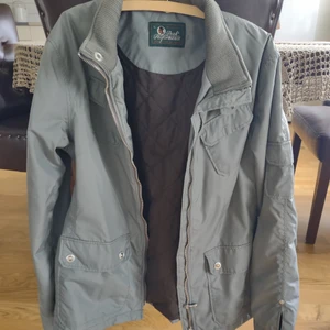 Peak performance vintage jacka strl L - Jackan köptes för ungefär 10 år sedan och är i mycket bra skick. 
