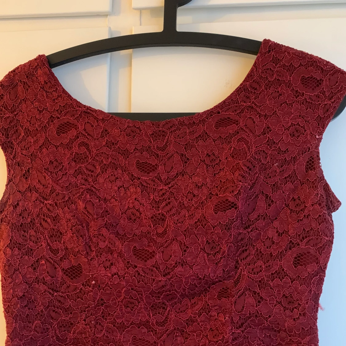 Vinröd blus  - 91