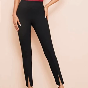 Byxor med slit - Aldrig andvända endast testade en gång ordpris 99kr