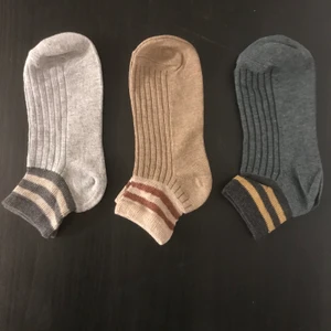 helt ny - strumpor / socks - 8kr/pack