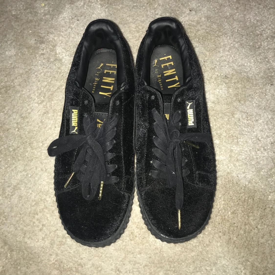 FENTY X PUMA sneakers strl 41