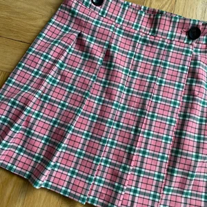 Kjol - fin kjol använd sparsamt