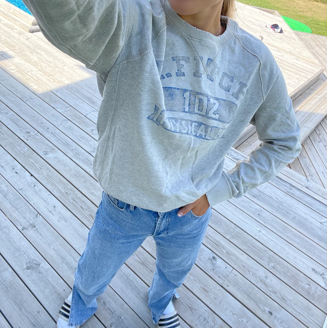 Grå collegetröja stl M - 90