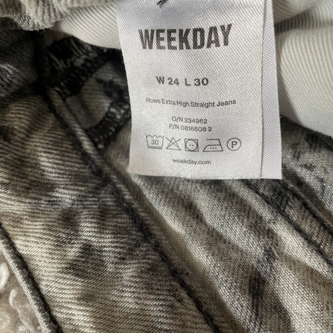 assnygga byxor från weekday - 91