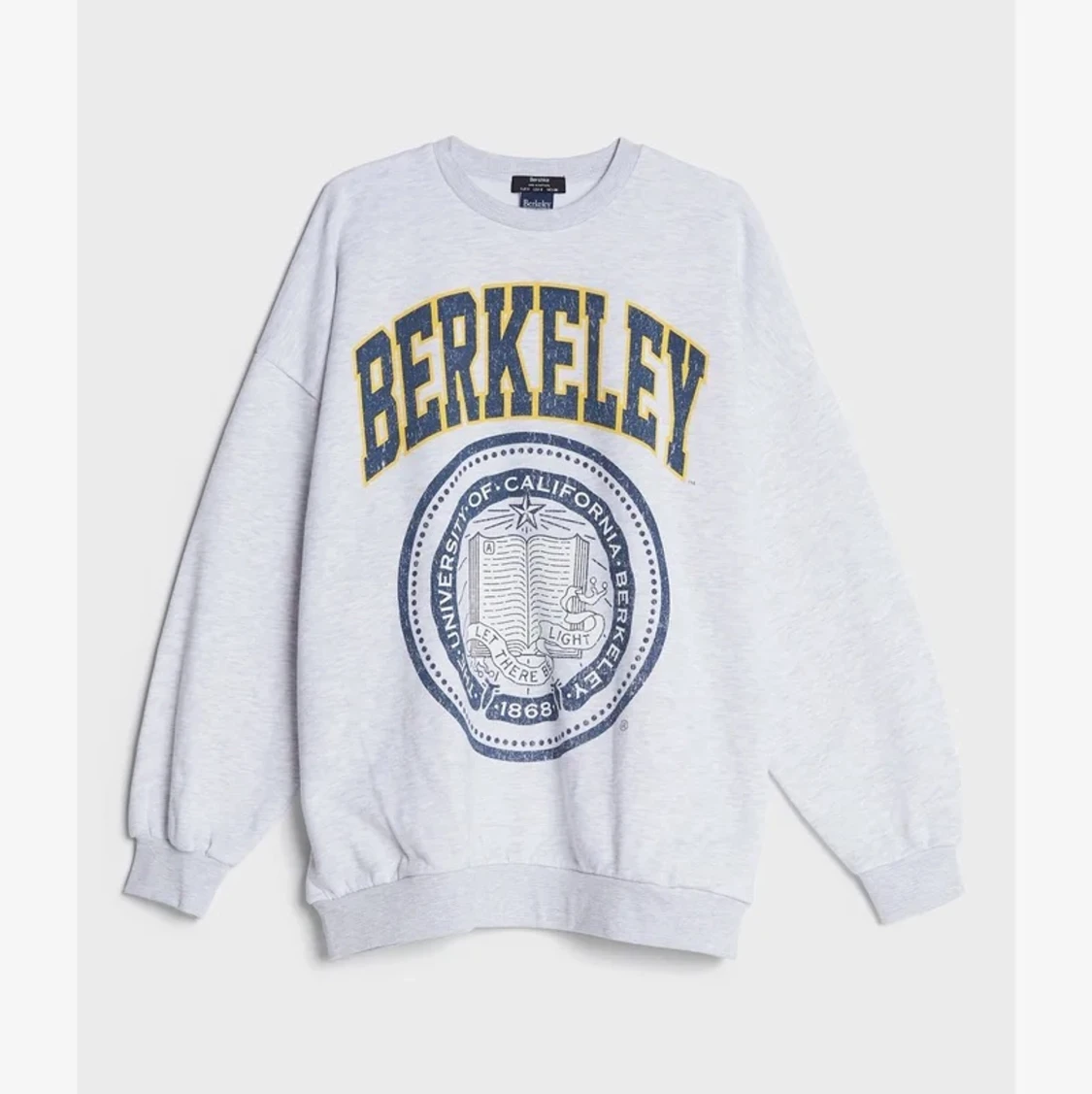 Snygg oversized sweatshirt frĂ„n berskhađ