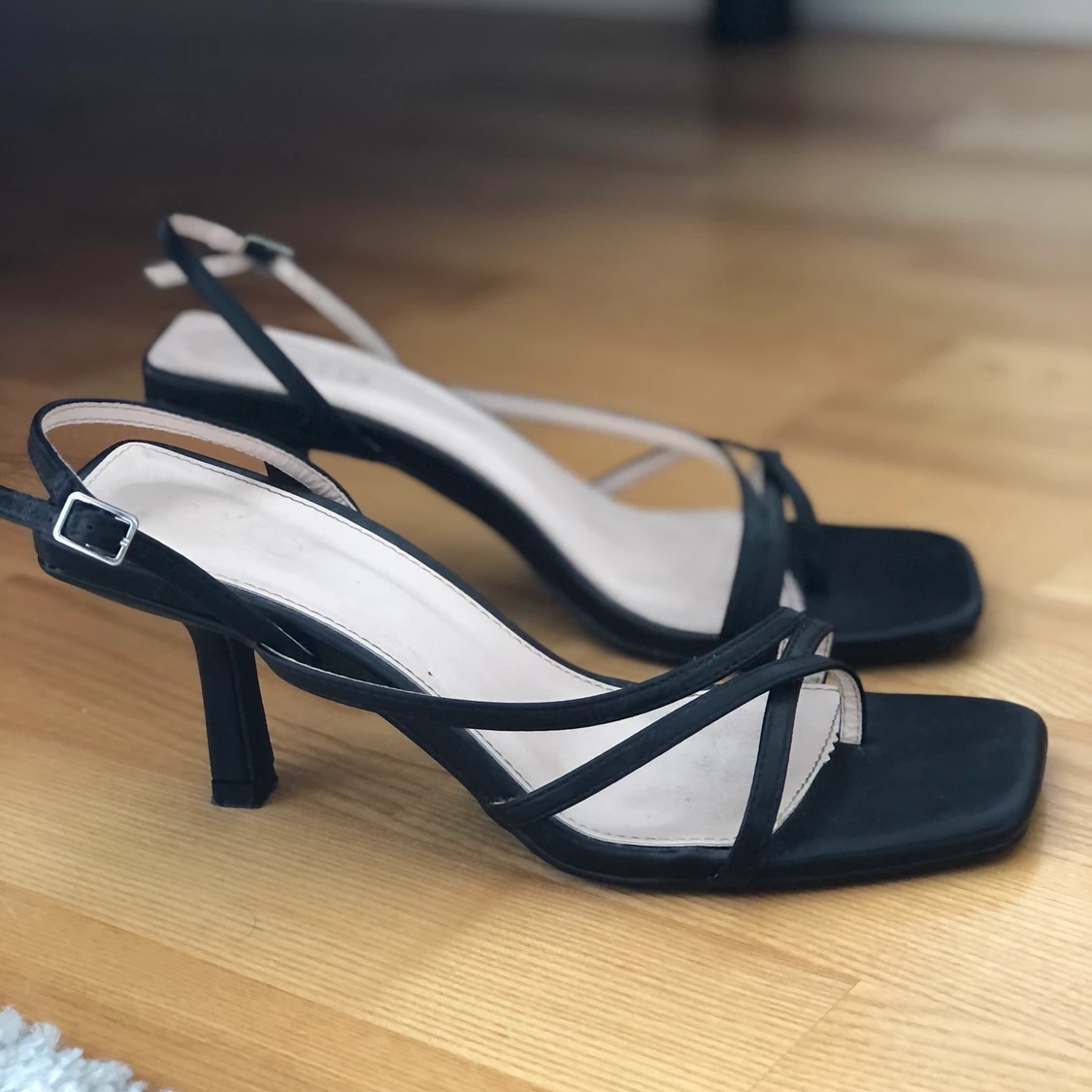 Fina klackar, strl 39