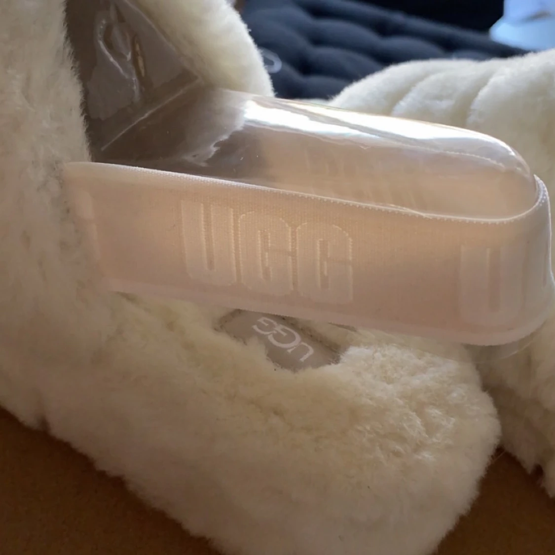Ugg tofflor i vitt - 90