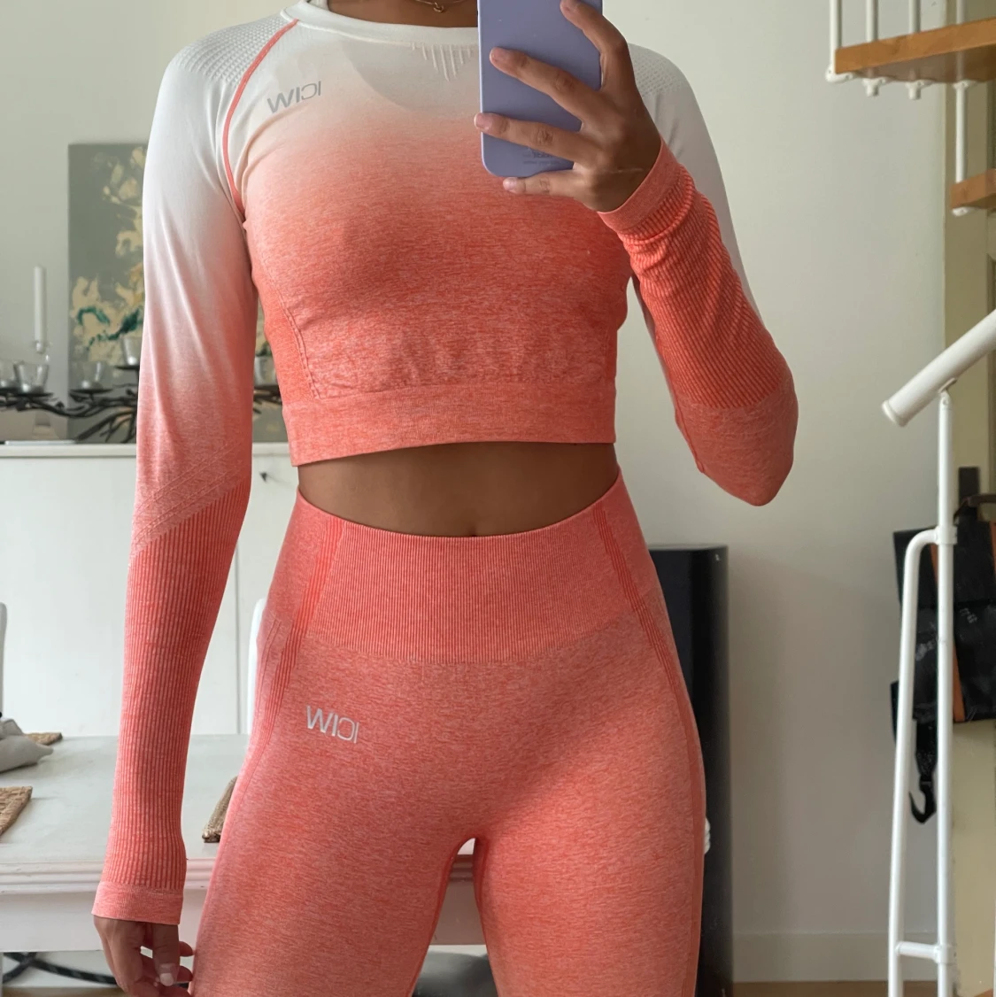 Träningskläder från ICIW i stl M