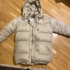 Boomerang jacka  - Boomerang Jacka the autentic 7035, riktigt dum, nypris 5900, nu 1200