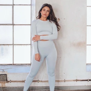 Aimn tights  - Sparsamt använda tights från amin. Storlek S. Säljes då dem är förstora 