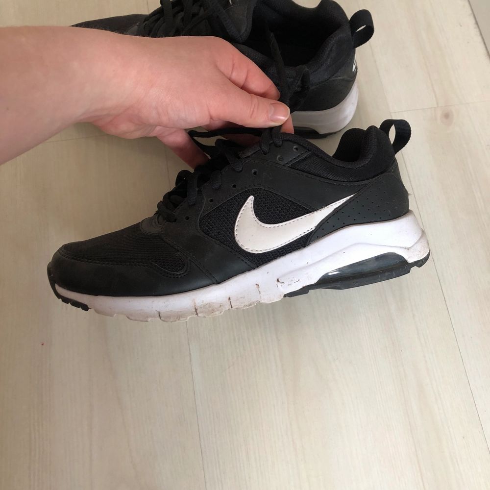Nästan nya Nike skor | Plick Second Hand