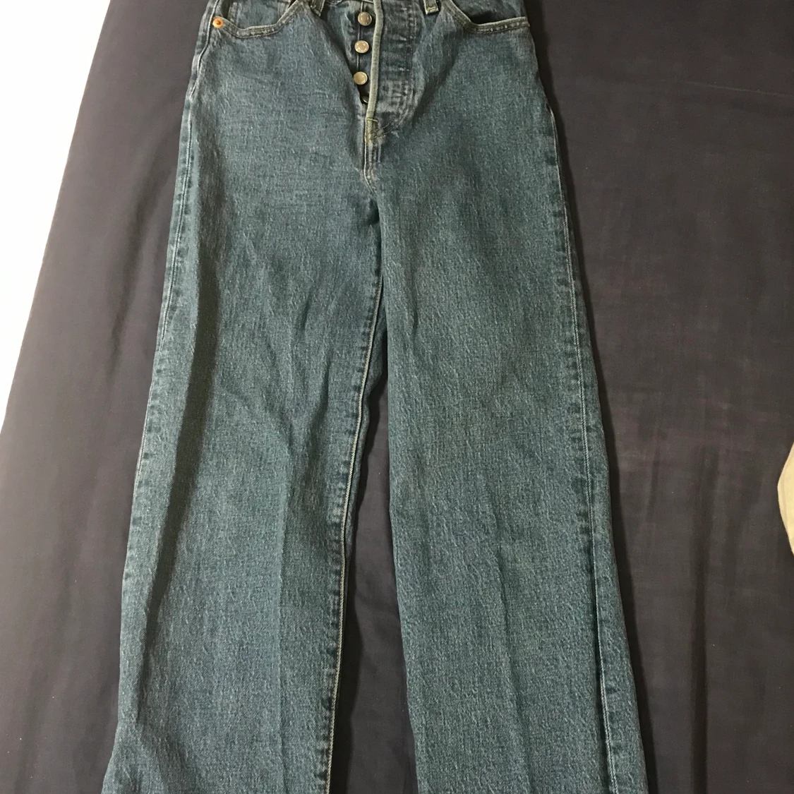 Levis jeans, ribcage straight storlek 24 - 90