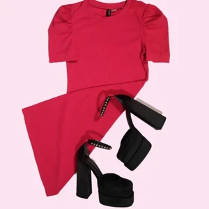 Klänning  - Rosa tight klänning från H&M