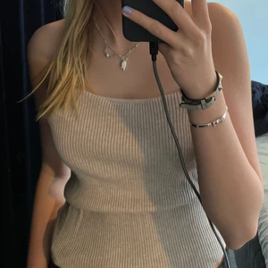 Topp - Sommarlinne, köparen står för frakten, jättestretchigt