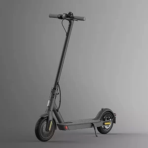 Elscooter - Säljer denna nästan helt nya elscooter från Xiaomi (testkörd)😊 Modellen är Essential lite o den går i 20km/h. Just nu står den bara i mitt förråd eftersom att jag aldrig använder den. Jag fick denna i födelsedagspresent 2020👌. fler bilder finns privat och pris diskuteras.                                                                                      Hör av dig om du är intresserad😇