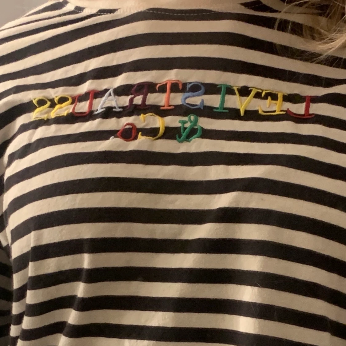 Levis tröja randig, st S - 91