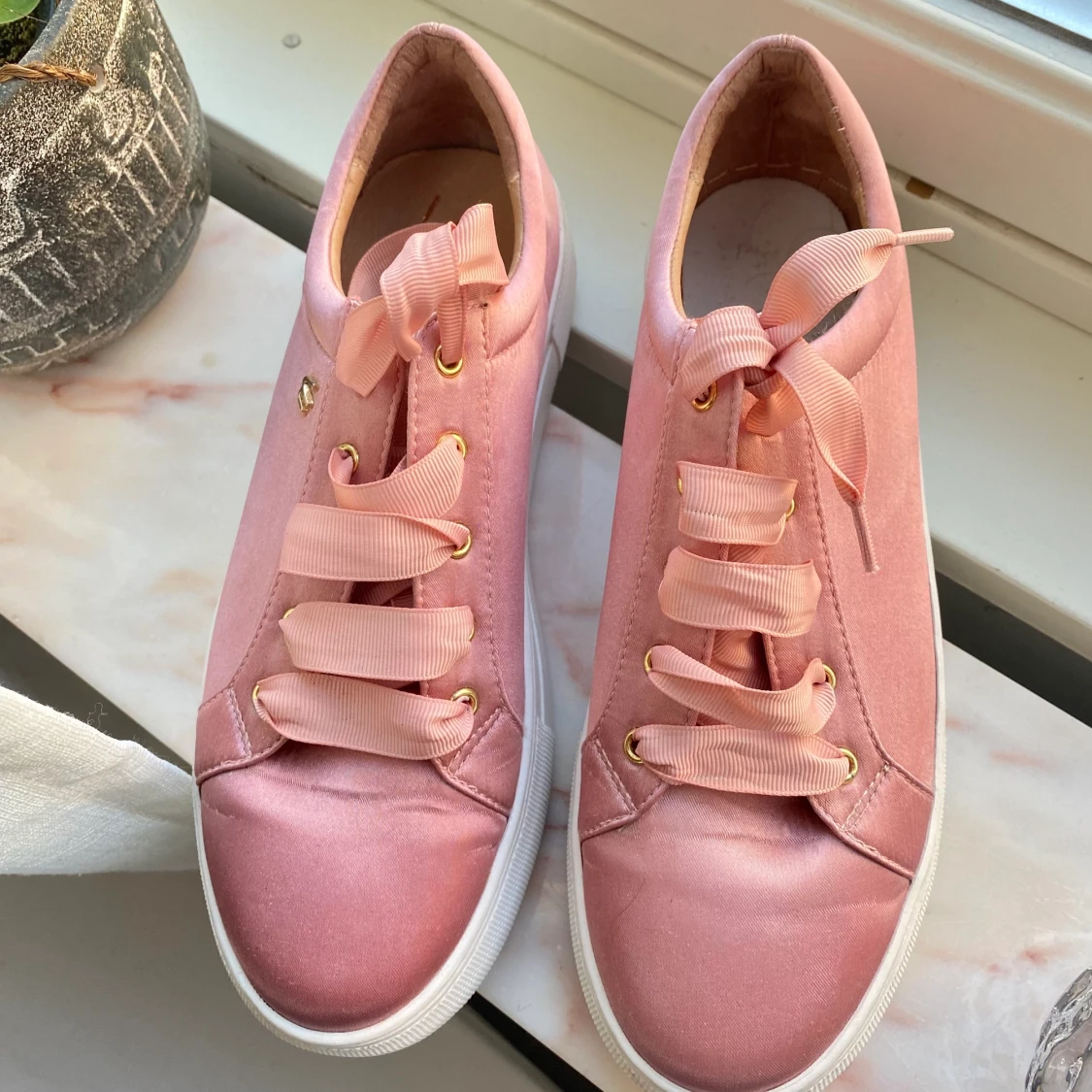 Jättefina rosa skor - 91