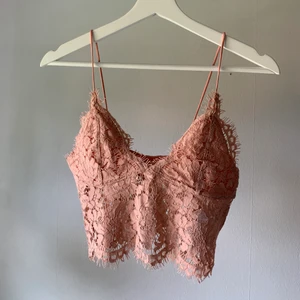 Spetstopp - Aldrig använd, bara testad. Köpt på Nelly.com lappen sitter kvar :) Priset kan diskuteras, ny pris 199. Samfraktar gärna om du blir intresserad av något annat på min sida ;)