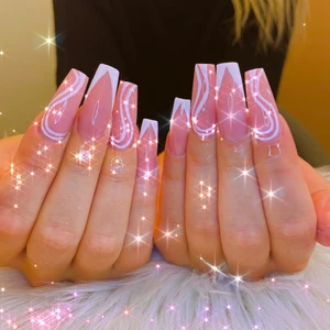 GELENAGLAR Bagarmossen  - Min Instagram: @nails.bykm. Priser och info står där!