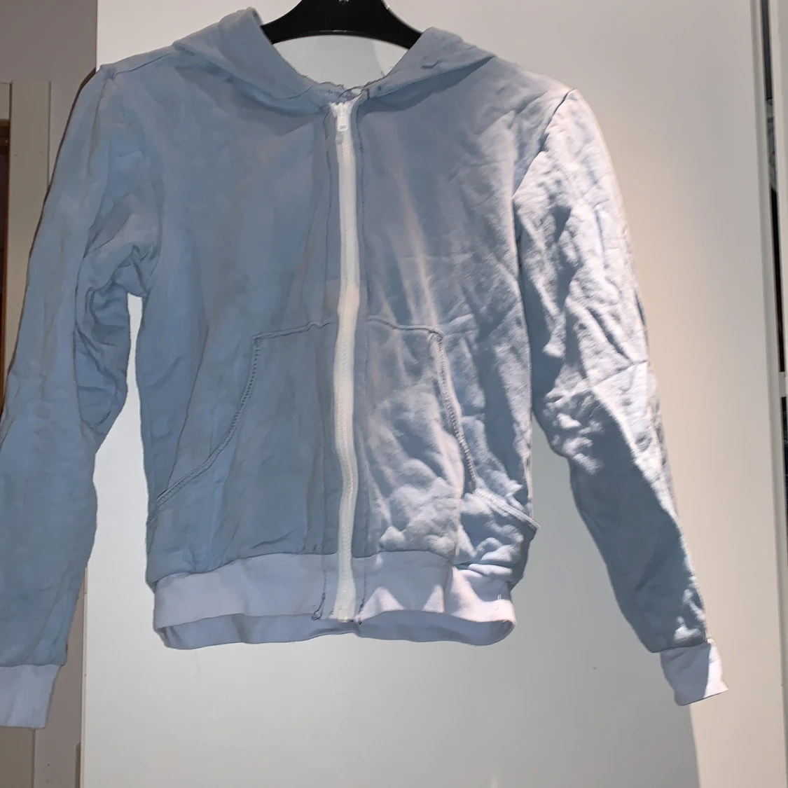 Ljusblå jättefin kofta i strl S💕💕💕