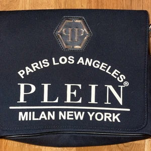 Philip plein väska aldrig använd  - Köpt i Turkiet förra året aldrig använt den 