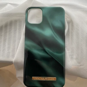 Ideal of Sweden skal iPhone 11 PRO max - Ett ideal of Sweden skal för iPhone 11 pro max som är helt oanvänt! 