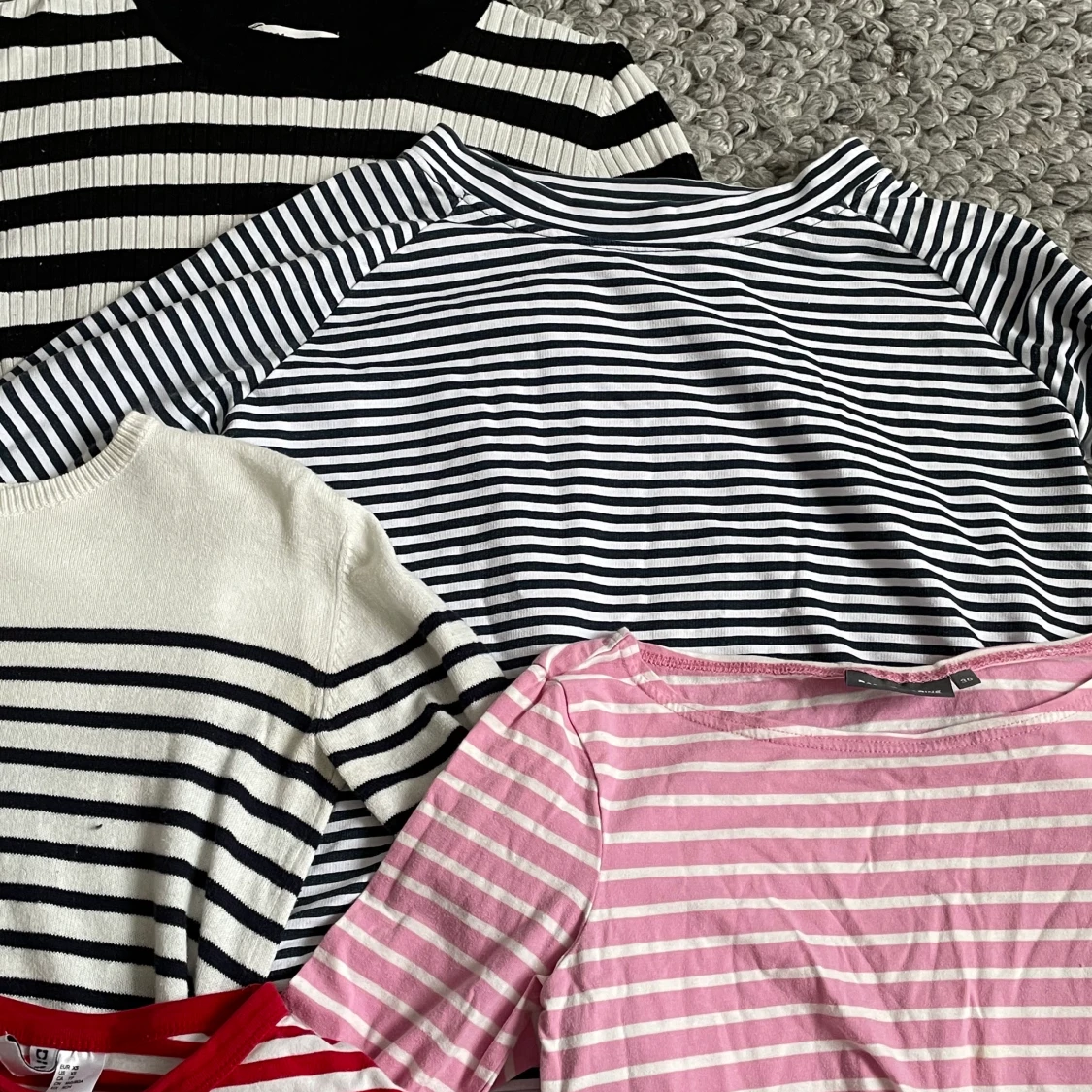 Randiga tröjor  - 91