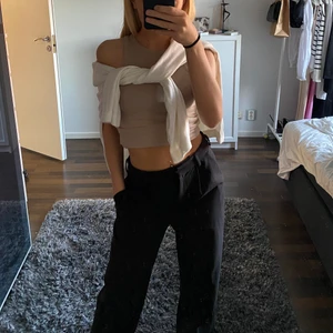 Linne - Snyggt linne från Nelly, frakt tillkommer