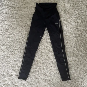 Kompression tights - Tights från röhnisch men kompression, aldrig använda. Säljes pga dem är för små