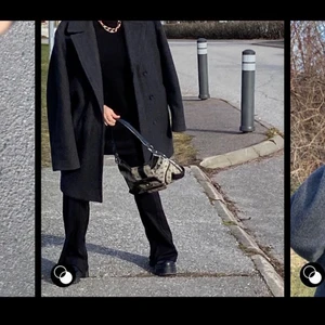 Vintage Kappa - Säljer denna sjukt snygga oversized kappan/rocken, perfekt till hösten!!!!! Köpt secondhand men i väldigt bra skick. Endast använd en gång av mig, skriv privat för mer info💕💘💓!!