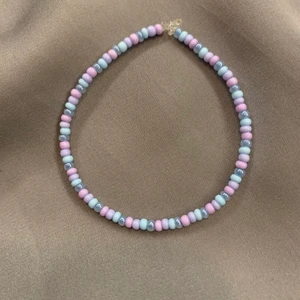 Smycken  - 20kr + 13kr frakt       