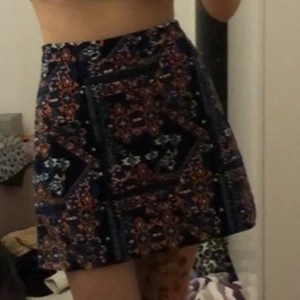 Kjol - använd 1gång 