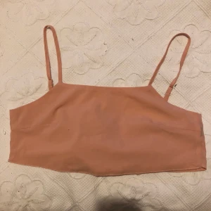 Topp  - Magtröja/topp