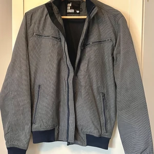 Vårjacka  - Vårjacka från märket minimum - Stl M