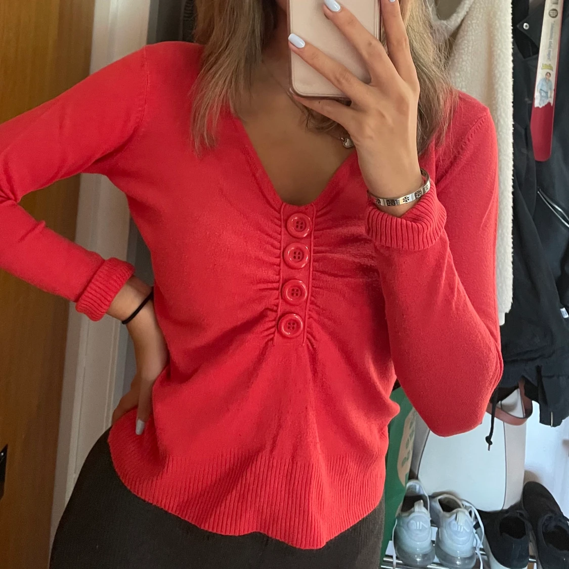 Tröja med kanppar - 91