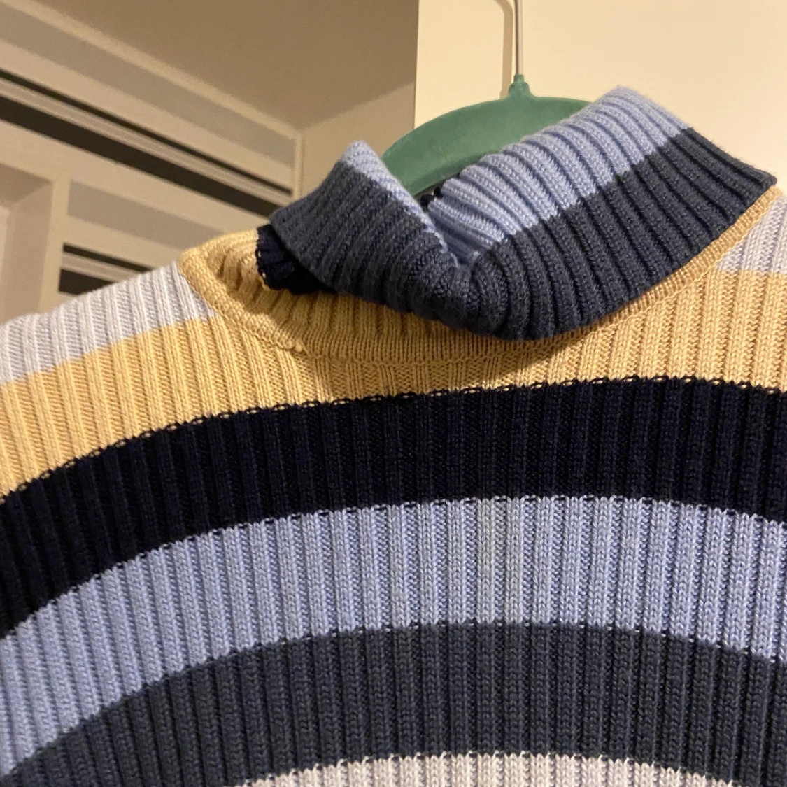 Randig tjocktröja - 90