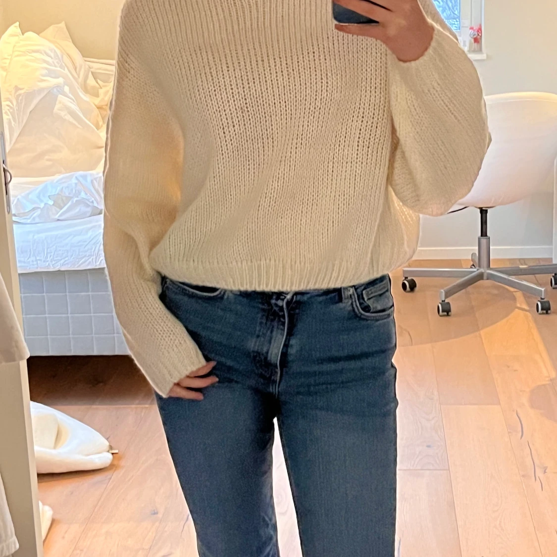 Stickad vit tröja från HM