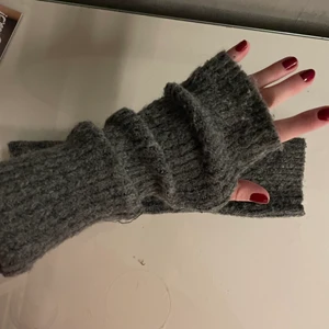 Torgvantar - Torgvantar från zara, nästan aldrig använda!