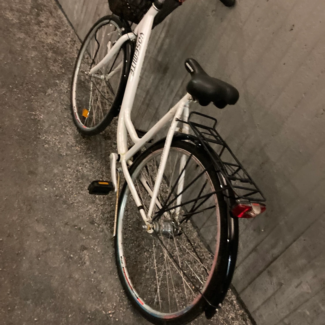 Säljer min fina damcykel 
