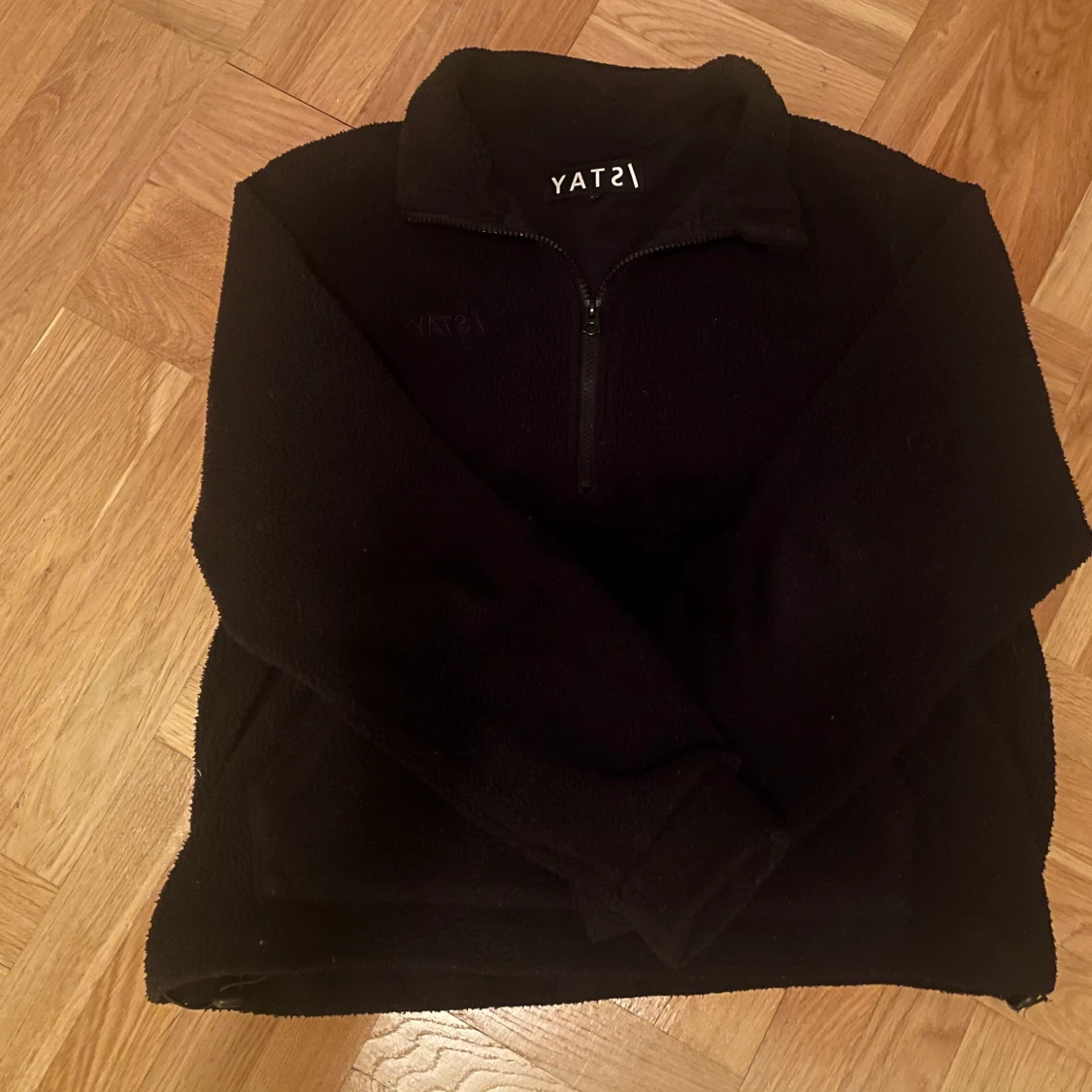 ISTAY- Zip up Hoodie