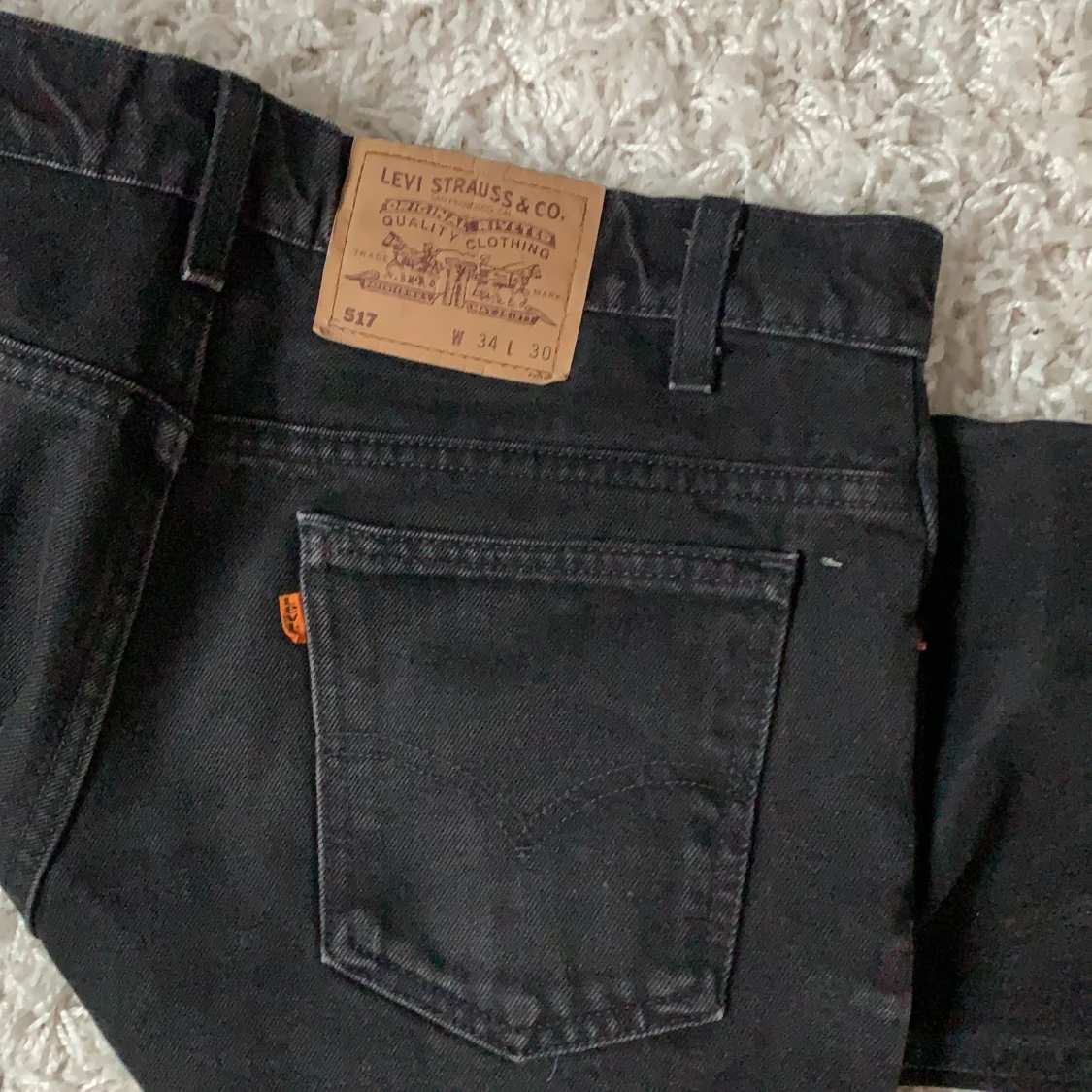 Svarta Levis 517 - 90