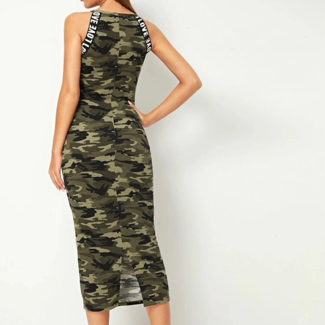 Klänning strl L - 90