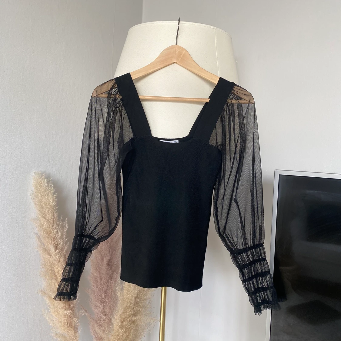 Party top med mesh-ärmar 💌