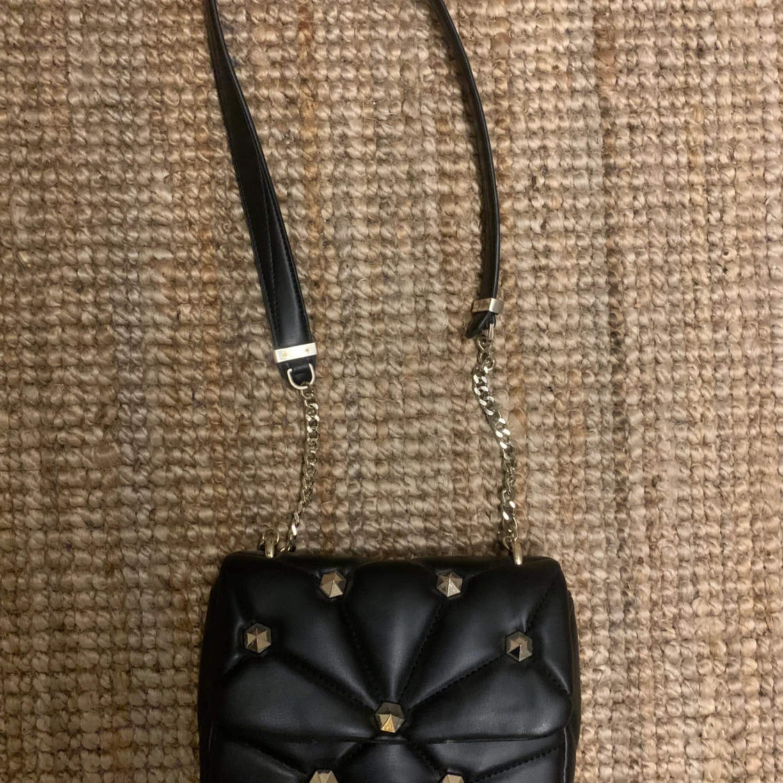 ZARA väska med nitar - 90