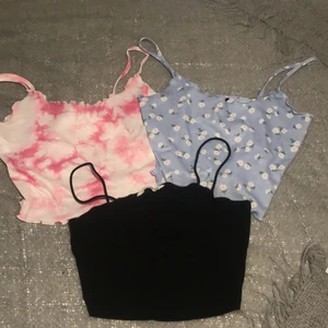 Kort tröjor - 3 st tröjor från shein . Inte köpta i pack💓 kontakta vid köp❤️ 20kr st 💓💓💓💓💓