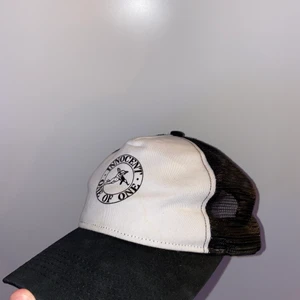 Intresse koll på min one of one keps  - Slutsåld överallt                                                                          Preowned